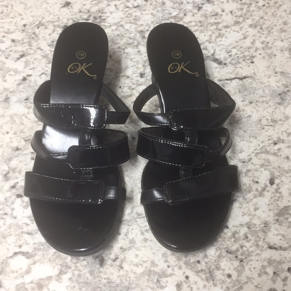 Black 7M it’s OK Sandals.